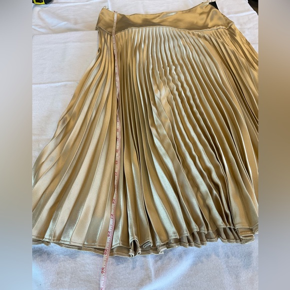RALPH LAUREN Black Label Gold Silk Pleated Skirt - Picture 8 of 10